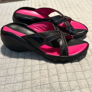 G Series Cole Haan Nike Air Sandals